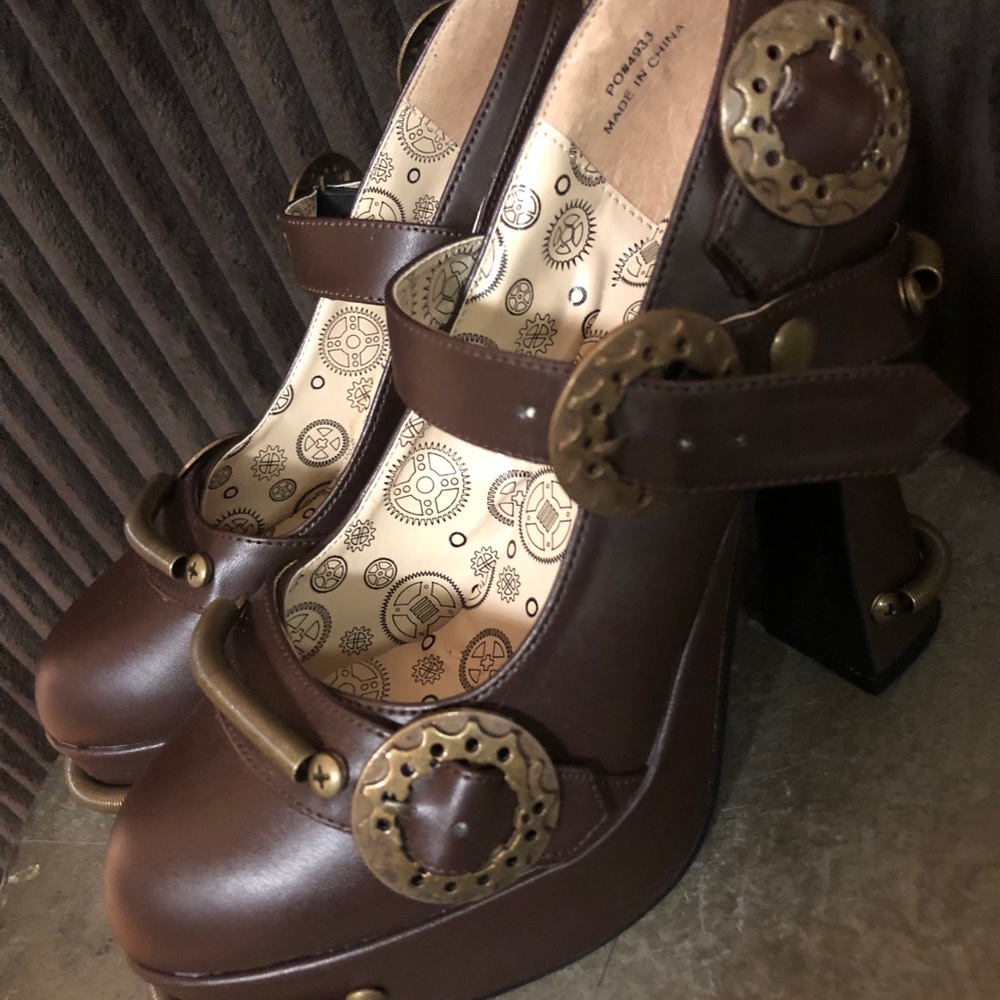 Demonia heels
